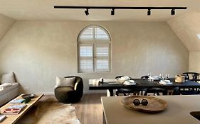 Luxe Duplex Met Prive Parking